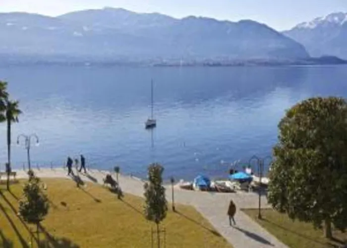 In Near Maggiore 펜션 *