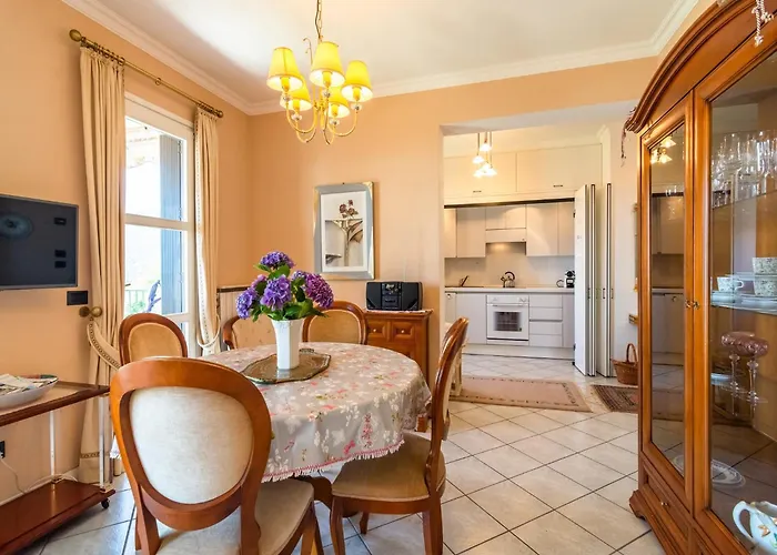 In Near Maggiore 펜션 *