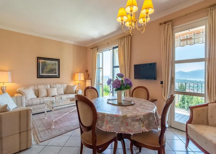 In Near Maggiore 펜션